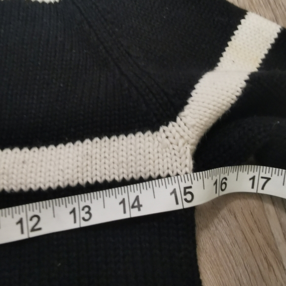Ralph Lauren Polo black and white sweater, small - Picture 3 of 5